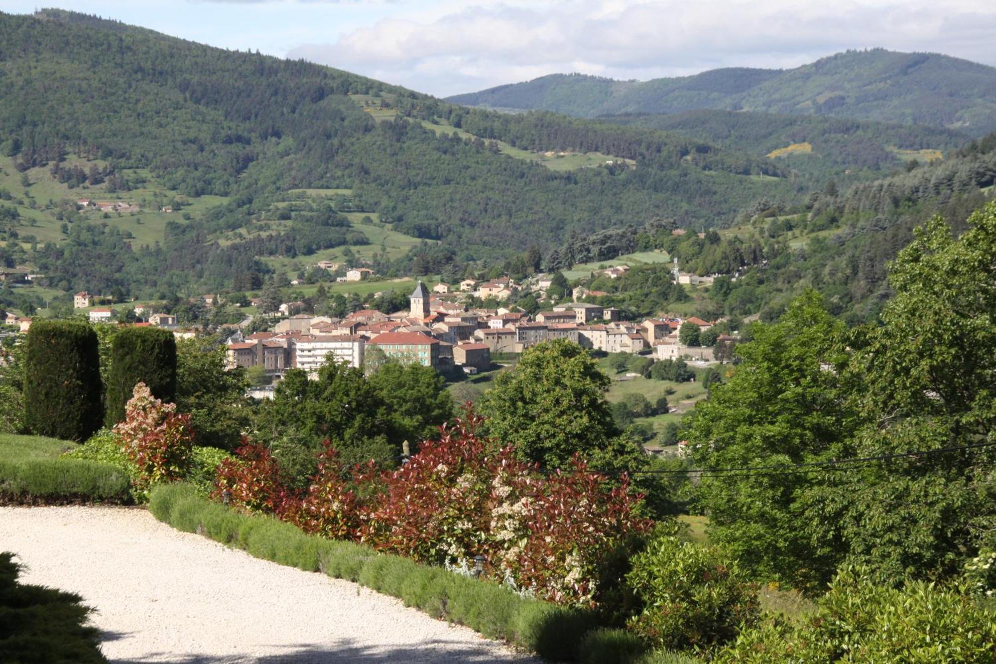 Bed and Breakfast La Bastide De Fontaille Сен-Фелисьен Экстерьер фото