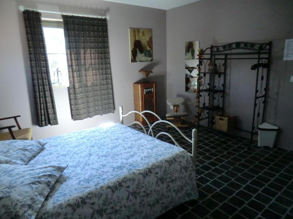 Bed and Breakfast La Bastide De Fontaille Сен-Фелисьен Номер фото