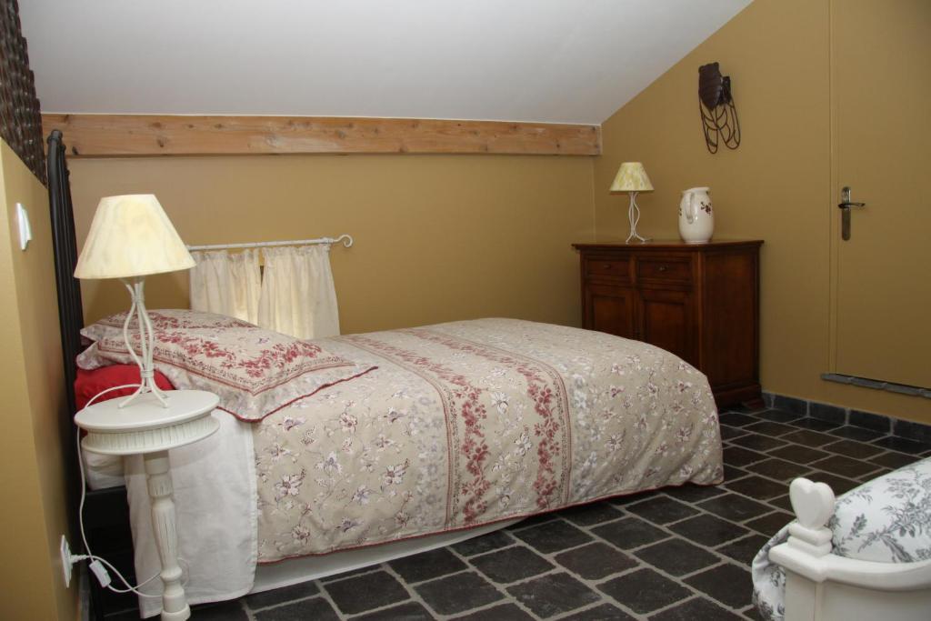 Bed and Breakfast La Bastide De Fontaille Сен-Фелисьен Номер фото